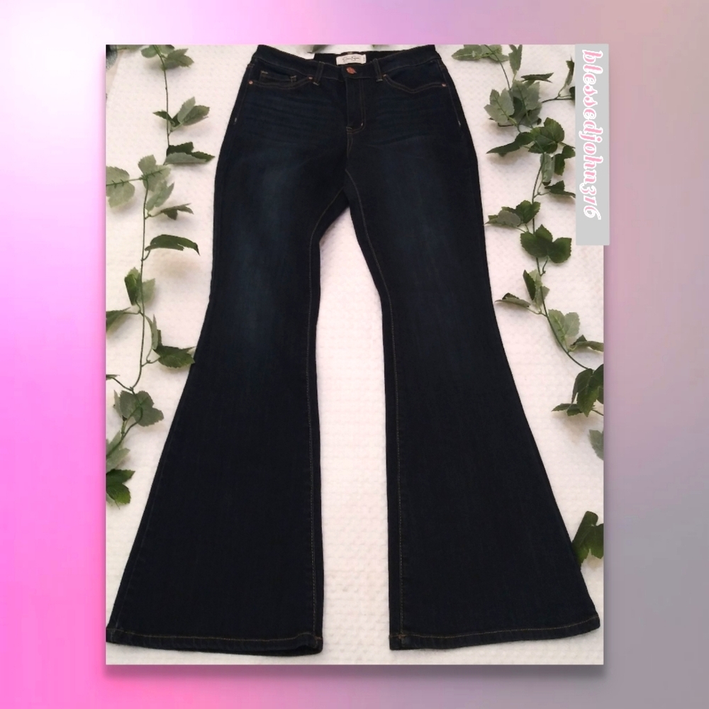 Jessica Simpson High Rise Flare Boot Cut NWT - Picture 1 of 9